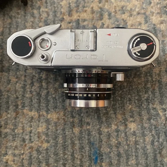 Teron MX Camera with leather holder and light kit from the 1960’s